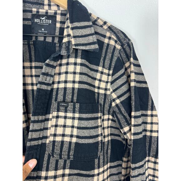 Hollister Black Beige Plaid Flannel Shirt Size Medium - Picture 3 of 5